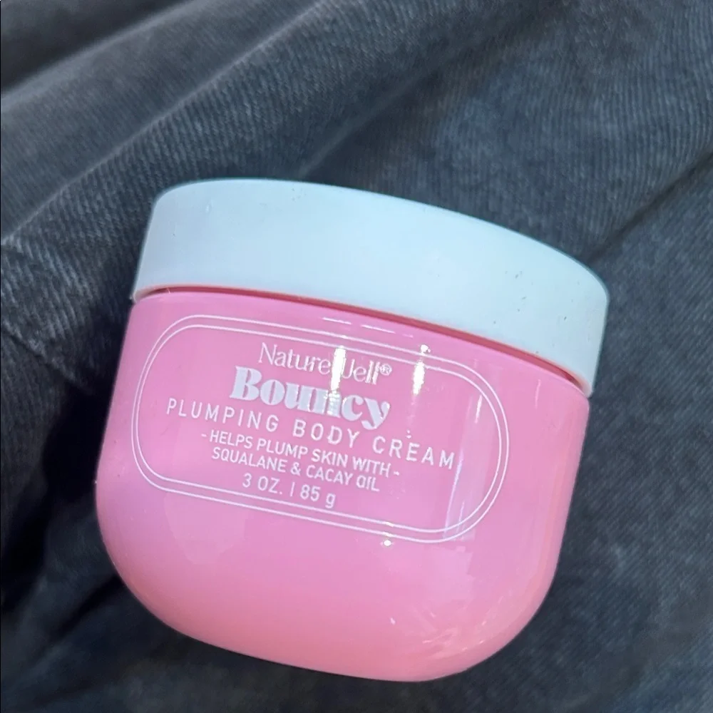 Bouncy Plumping Body Cream - Pink